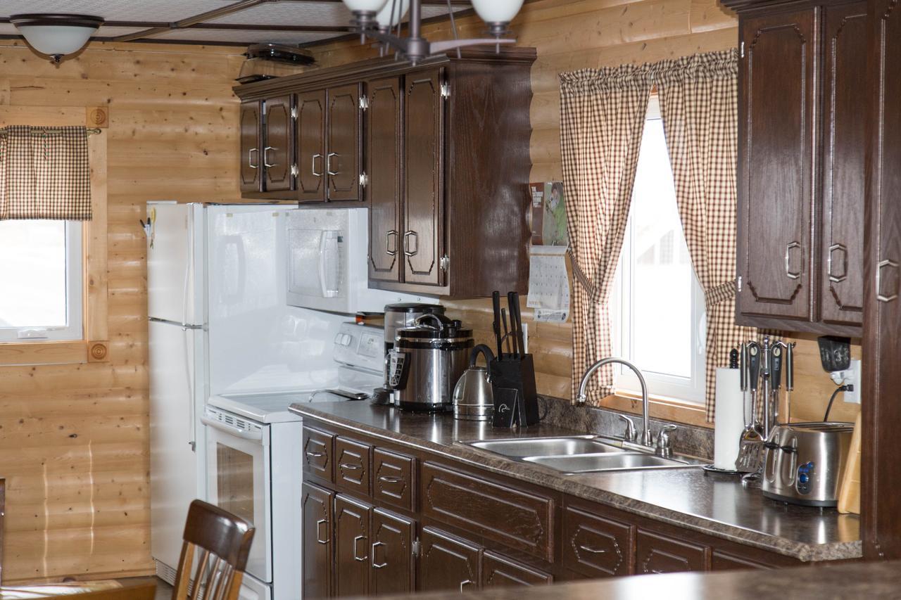 Burnt Cape Cabins Raleigh Экстерьер фото